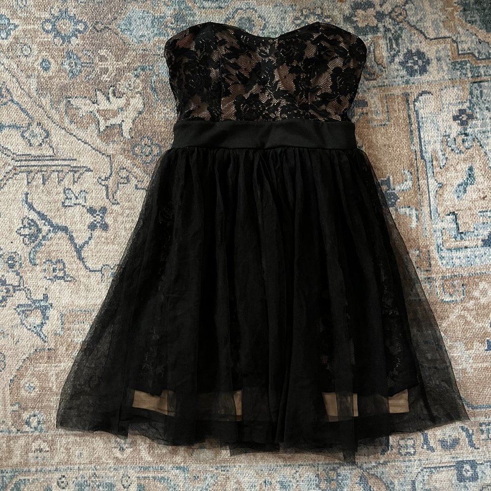 Finn & Clover Black Strapless Lace & Tulle Dress, sz S